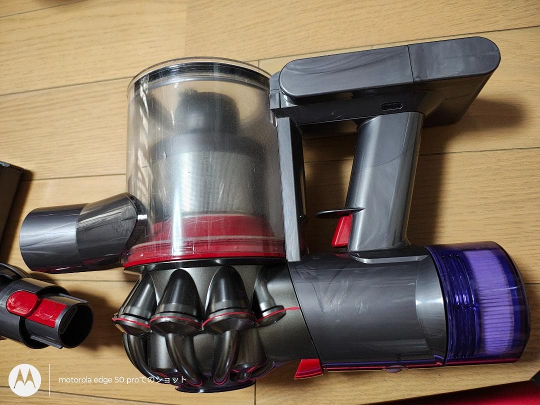 ダイソン★コードレス掃除機★V8Slim★ＳV10K★バッテリー新品と同等★2