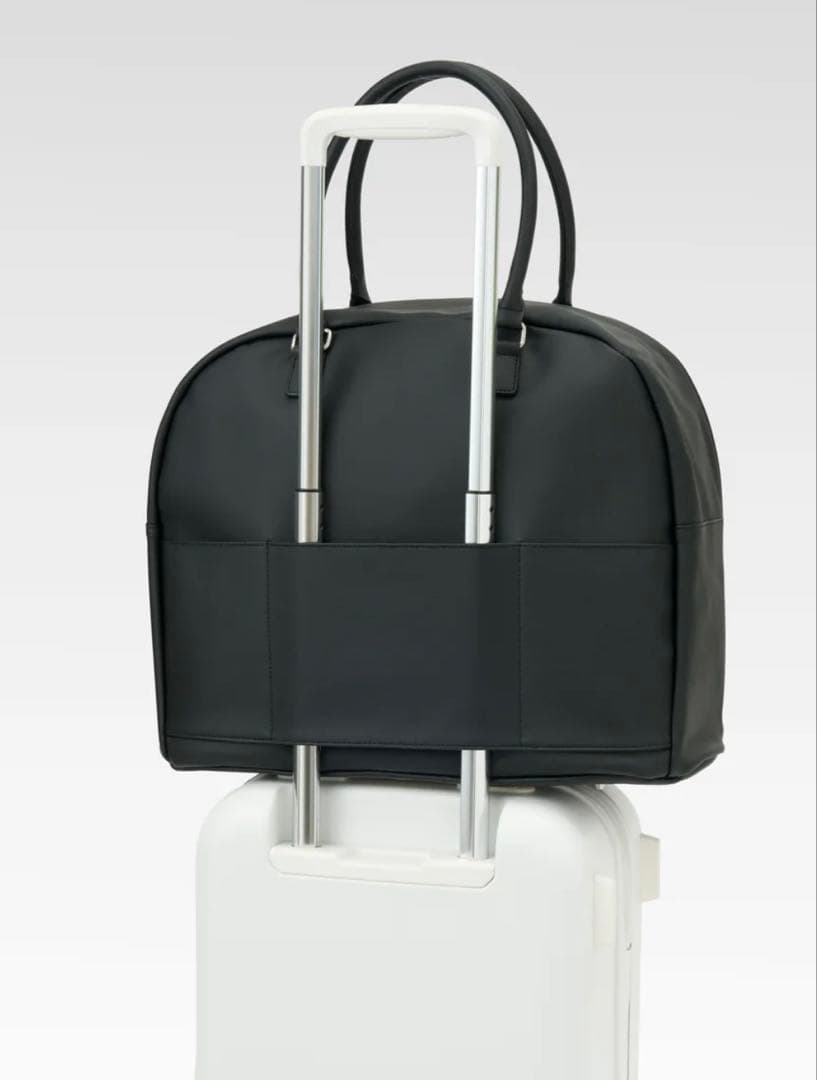 表面に汚れあり❤︎Aww サボテンヴィーガンレザーウィークエンドボストンバッグ