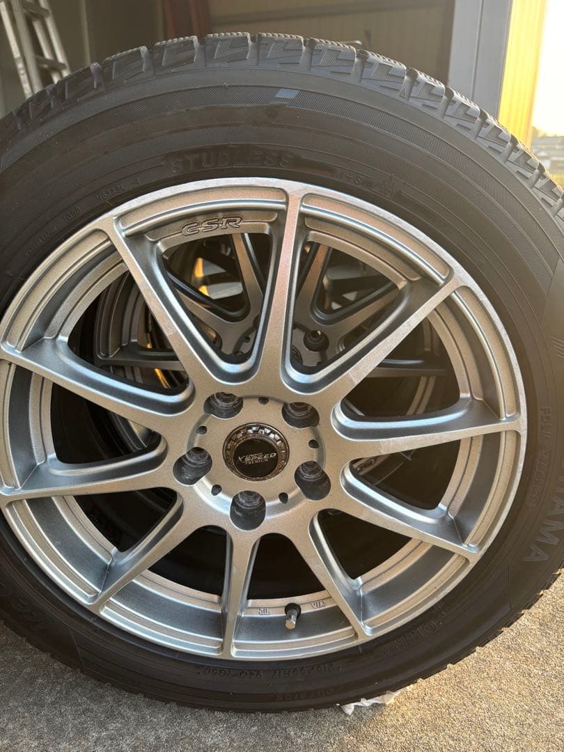 本田ヴェゼルスタッドレス Yokohama タイヤ・ホイールセット四本