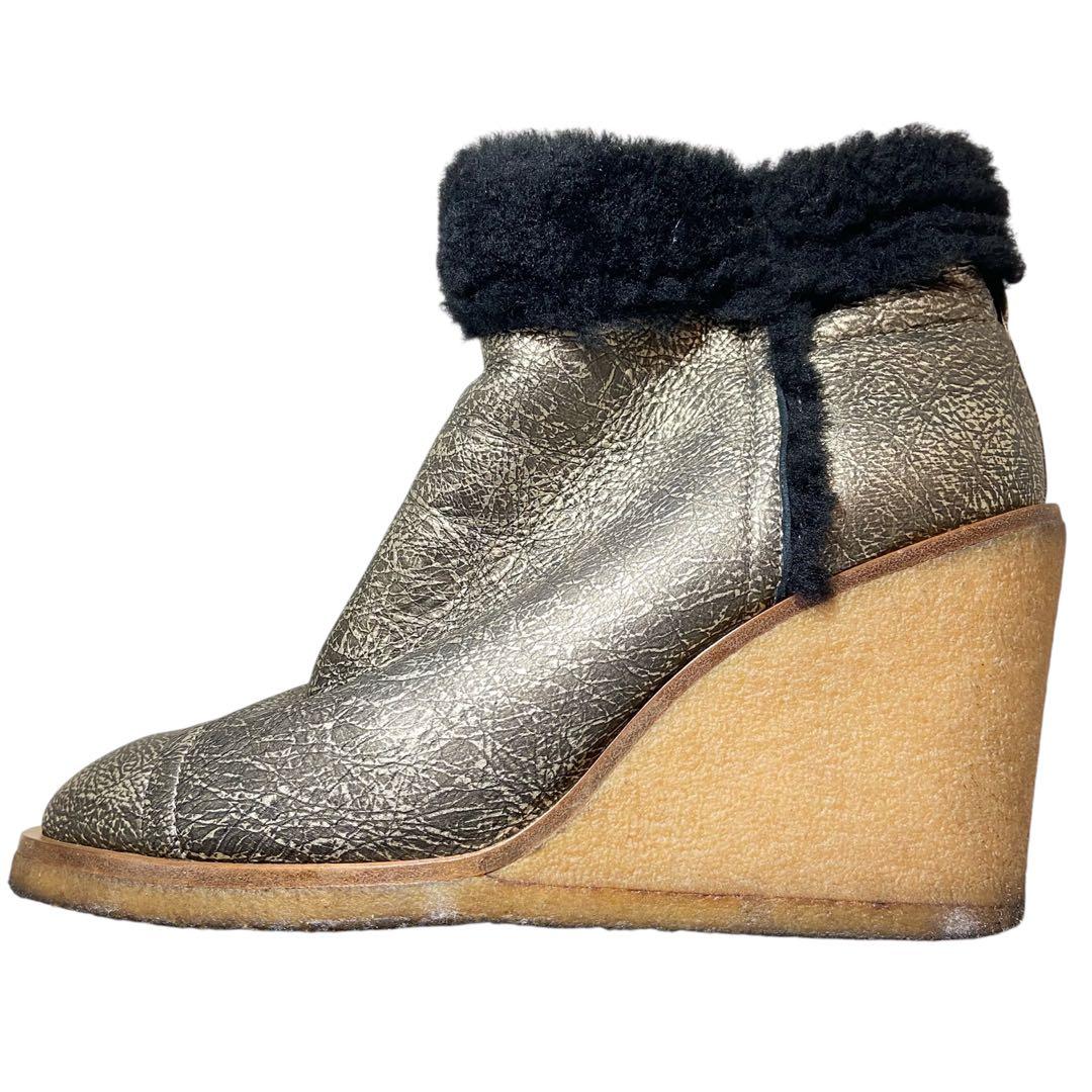 CHANEL 厚底ショートファーブーツ　カラー　ブロンズ