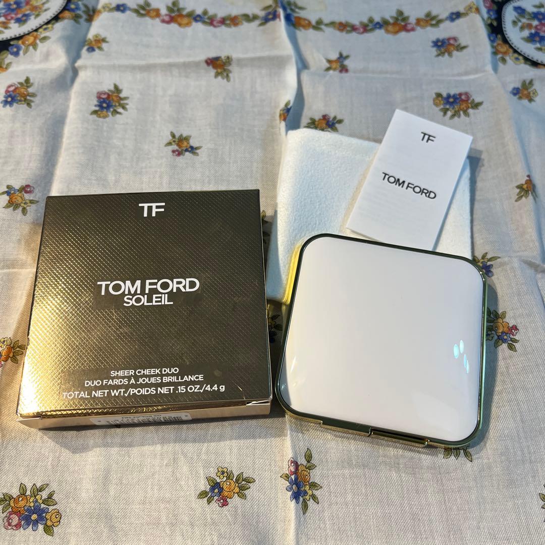 トムフォード TomFord Beauty シアーチーク デュオ 02A