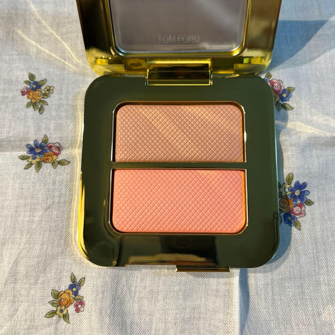 トムフォード TomFord Beauty シアーチーク デュオ 02A