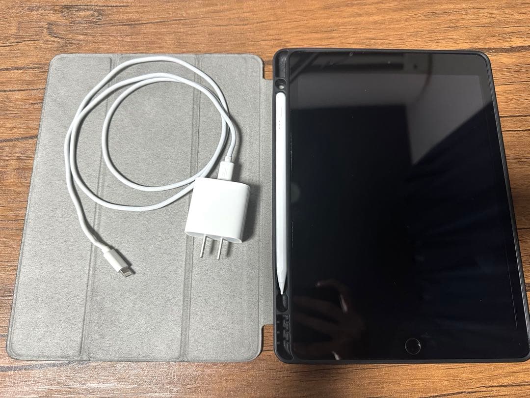Apple iPad 第9世代 256GBスペースグレー 本体 充電器付き