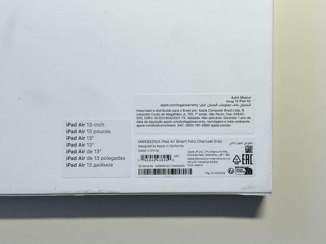 【新品】13インチ iPad Air用スマートフォリオ・チャコールグレイ①