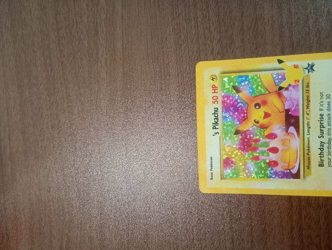 ポケモンカード　ポケカ　おたんじょうびピカチュウ　お誕生日ピカチュウ　英語版