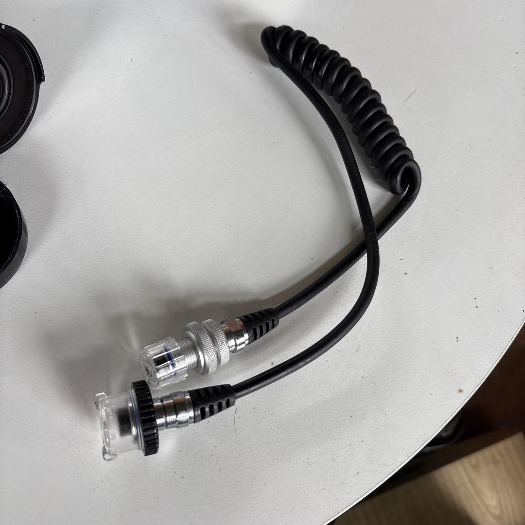 ジャンク品　Nikon NIKONOS-V 水中カメラとストロボ　付属品まとめ