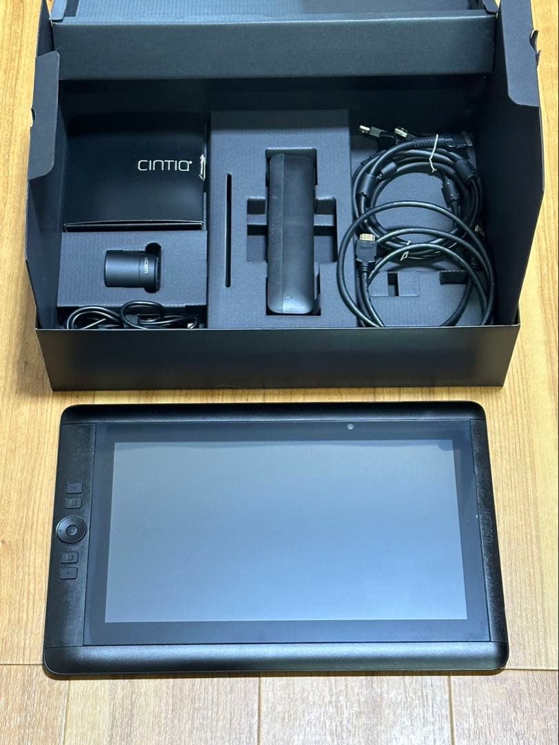 Wacom CINTIQ 13HD 液晶ペンタブレット DTK-1301/KO