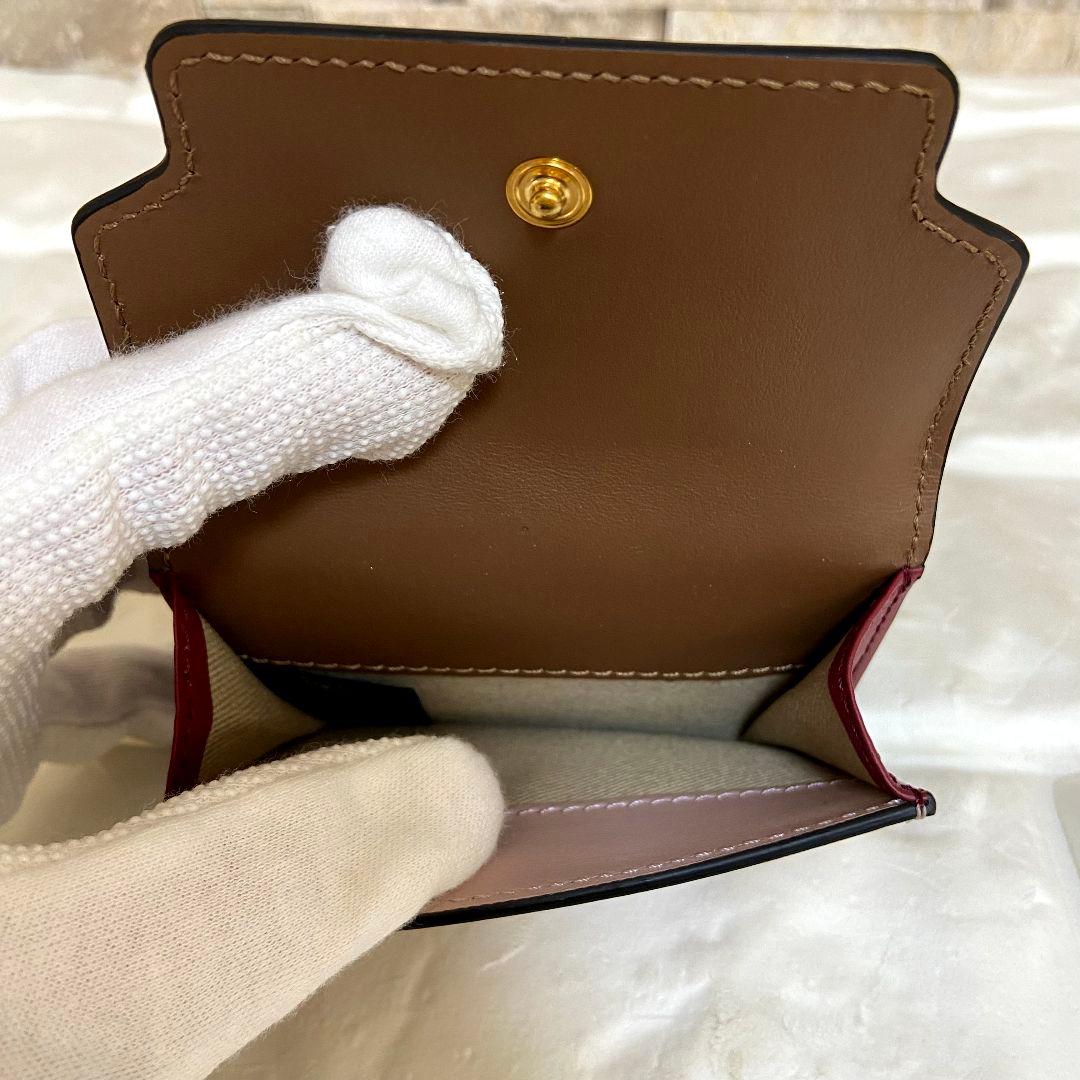 【新品同様】MARNI　マルニ　三つ折り財布　PFMOW02U23