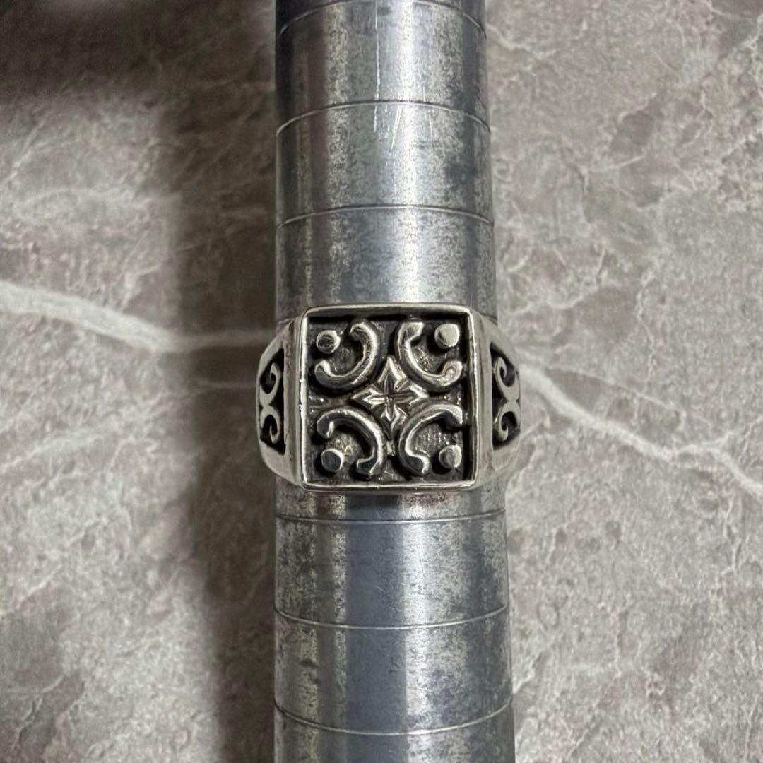 ヴィンテージ シグネットリング シルバー925 クロス装飾 16号 指輪 唐草