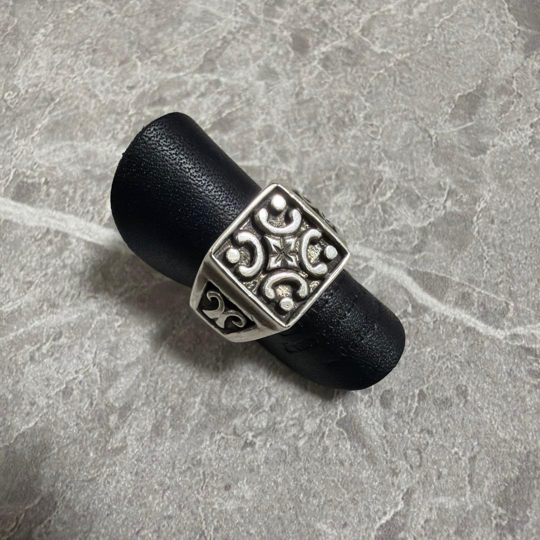 ヴィンテージ シグネットリング シルバー925 クロス装飾 16号 指輪 唐草