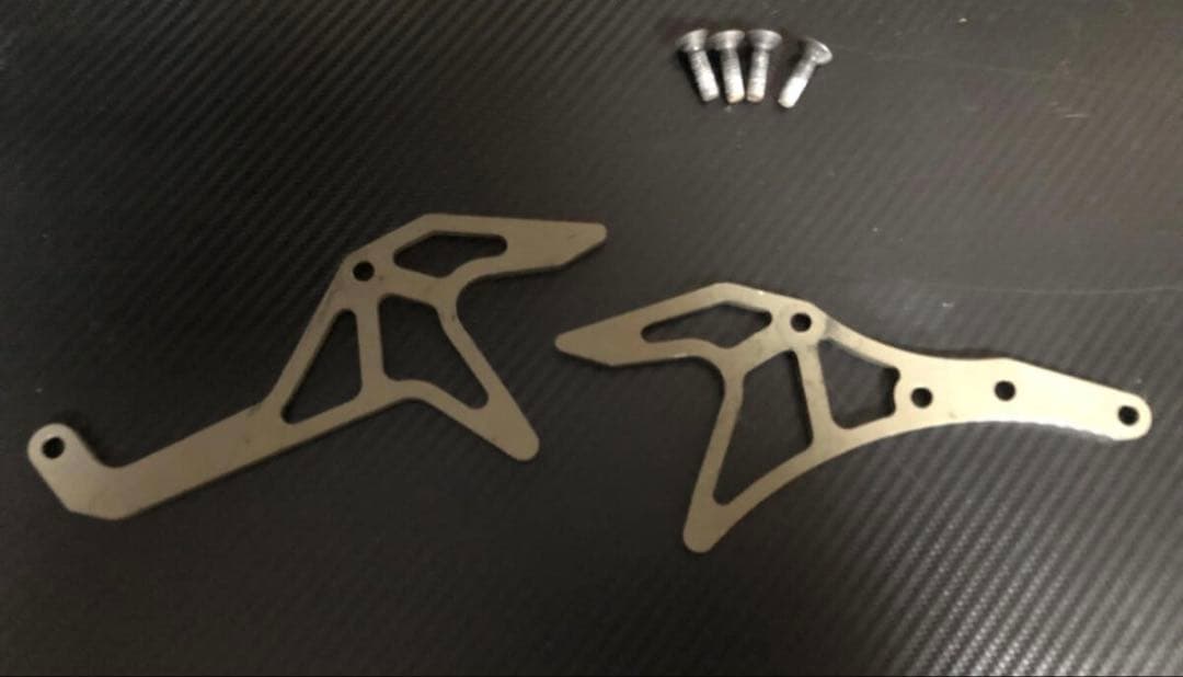 RC甲子園 スタンドフック YZF-R1 2cr