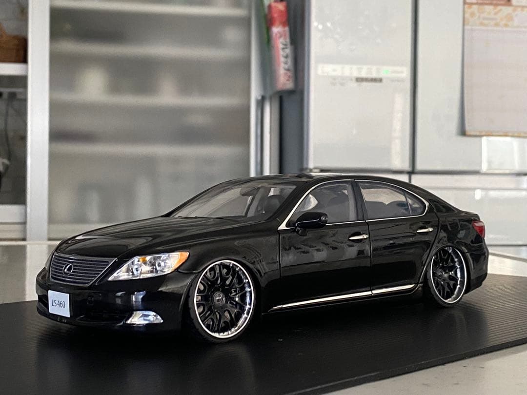 レクサス　LS460 1/18 21インチ　スタンス　ローダウンカスタム
