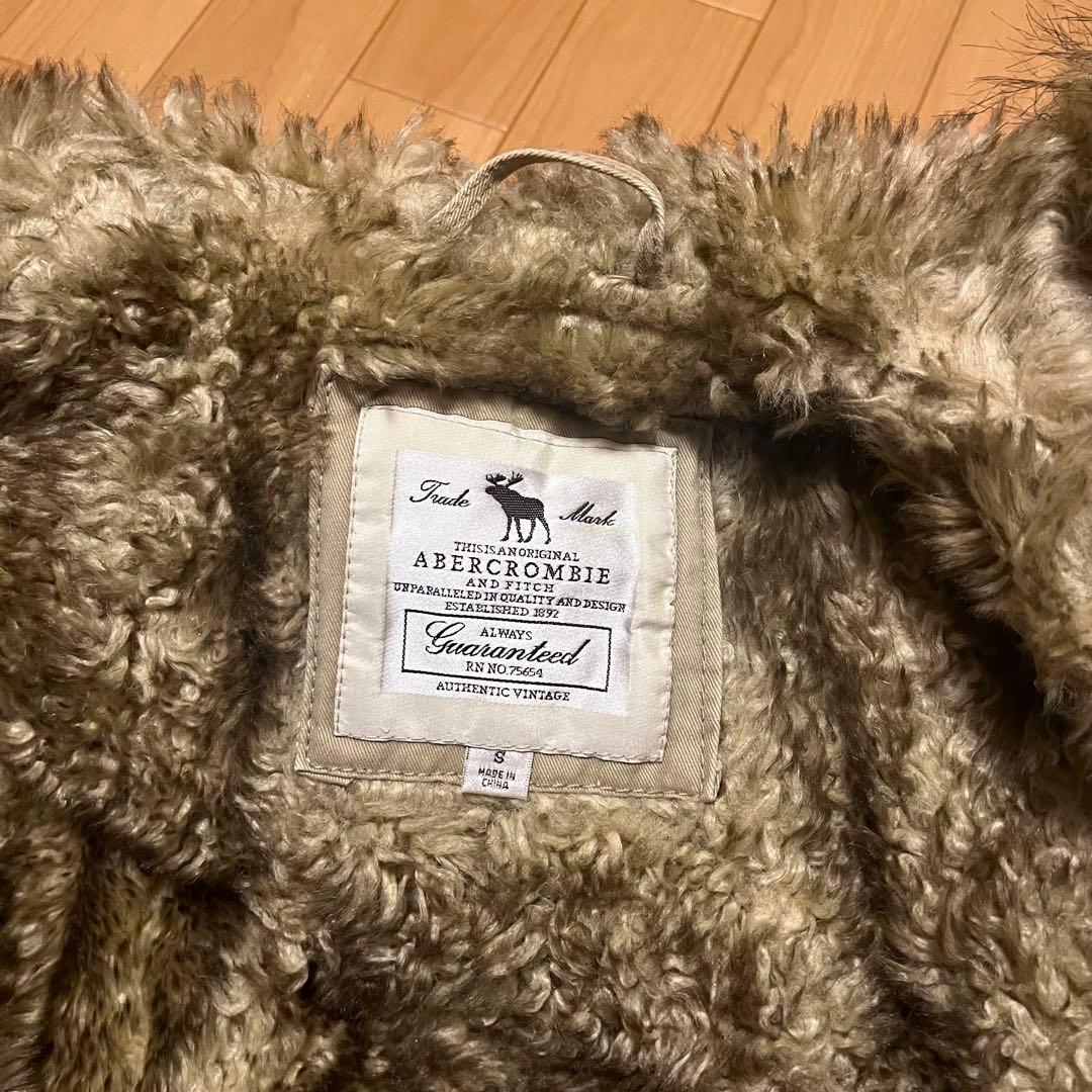 Abercrombie & Fitch ファージャケット