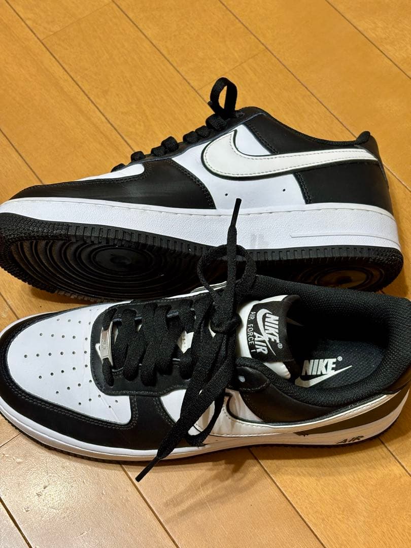 美品　ナイキ　エアフォース1 パンダ　 DV0788-001 26㎝