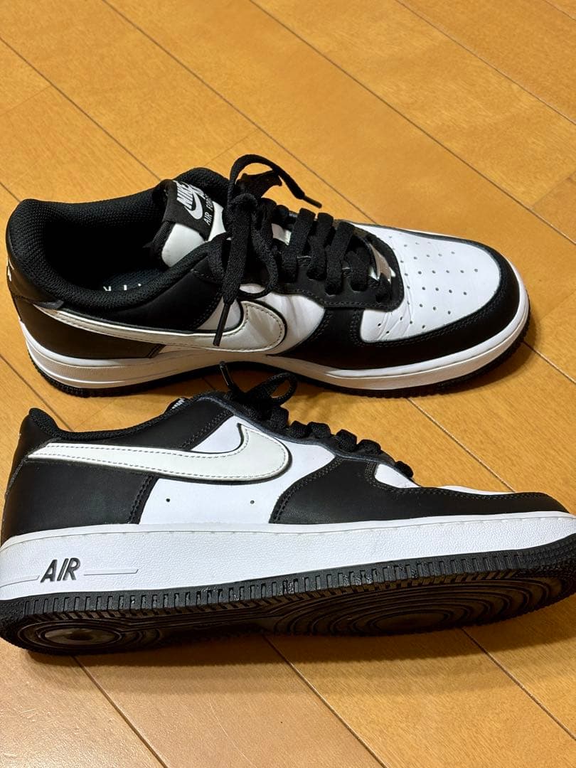 美品　ナイキ　エアフォース1 パンダ　 DV0788-001 26㎝
