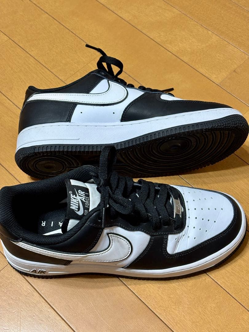 美品　ナイキ　エアフォース1 パンダ　 DV0788-001 26㎝