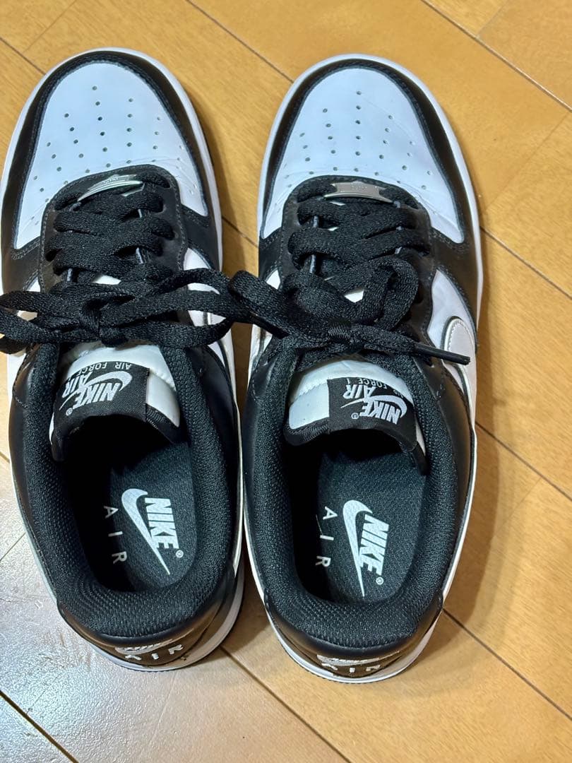 美品　ナイキ　エアフォース1 パンダ　 DV0788-001 26㎝
