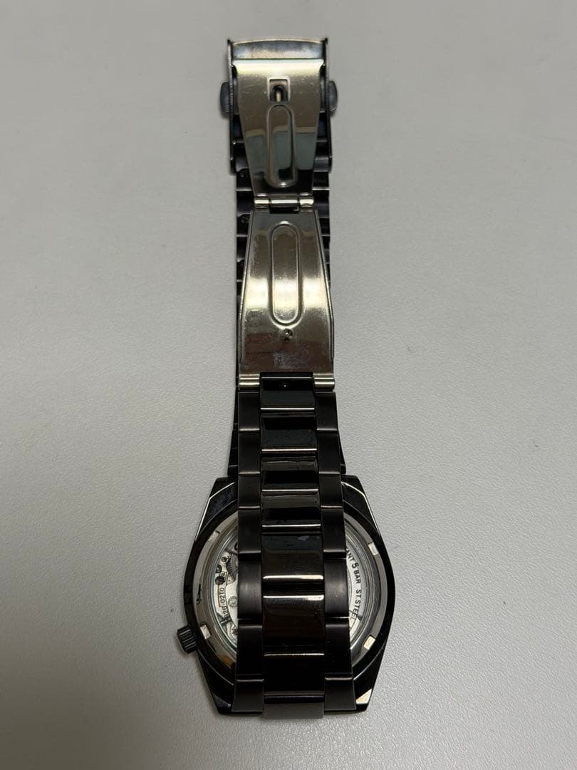 SEIKO ブラック腕時計