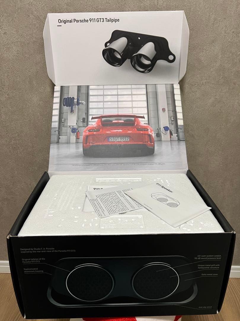 Porsche 911 GT3 ワイヤレススピーカー　テールパイプ型