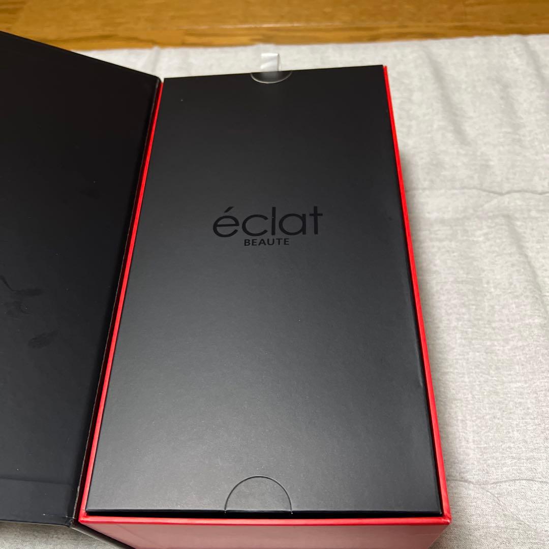 éclat RE001 美顔器 ブラック・ゴールド