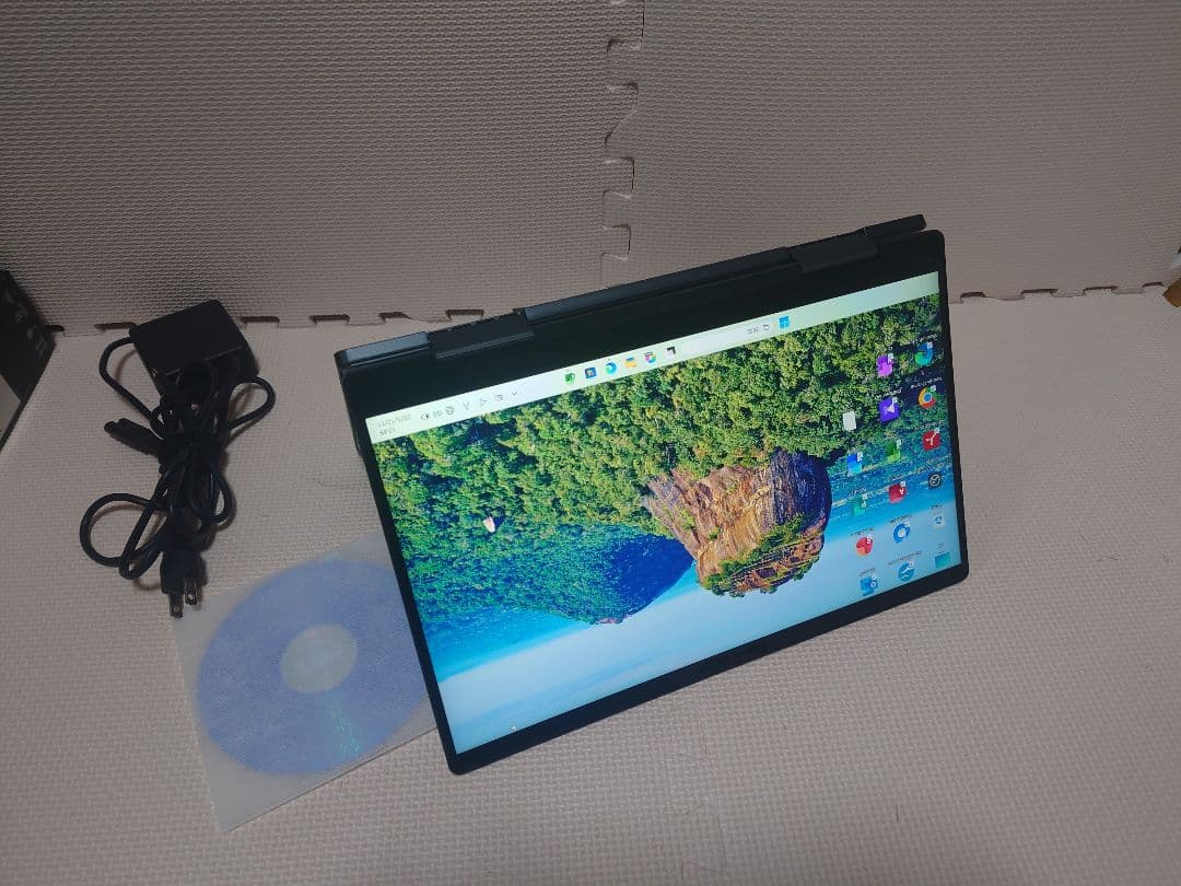 東芝Dynabook V83/i7-1185G7/2in1/Office21