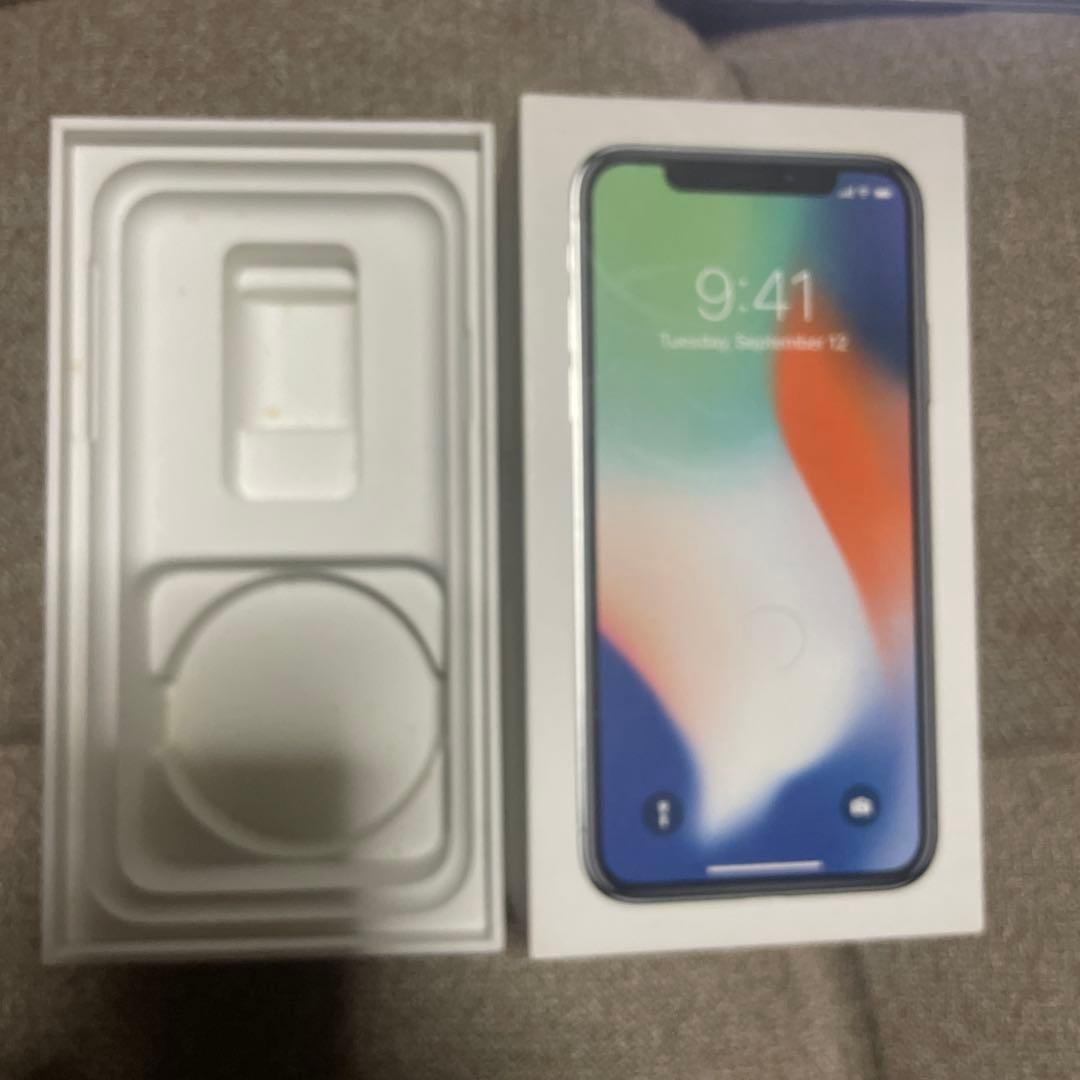Apple iPhone X シルバー 本体 透明ケース付き