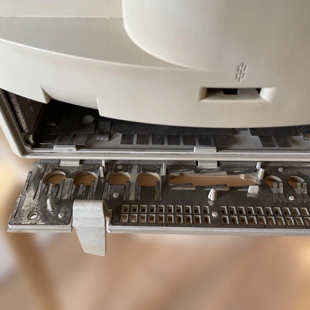 Apple Macintosh Color Classic ④