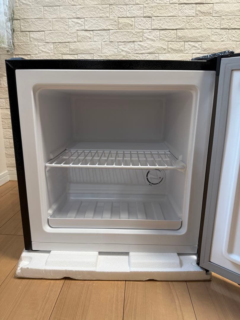 MAXZEN 冷凍庫　31l JR031ML01GM