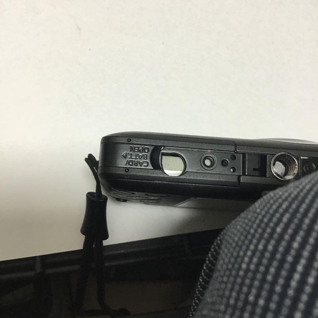 Canon IXY 220IS コンパクトデジタルカメラ ブラック