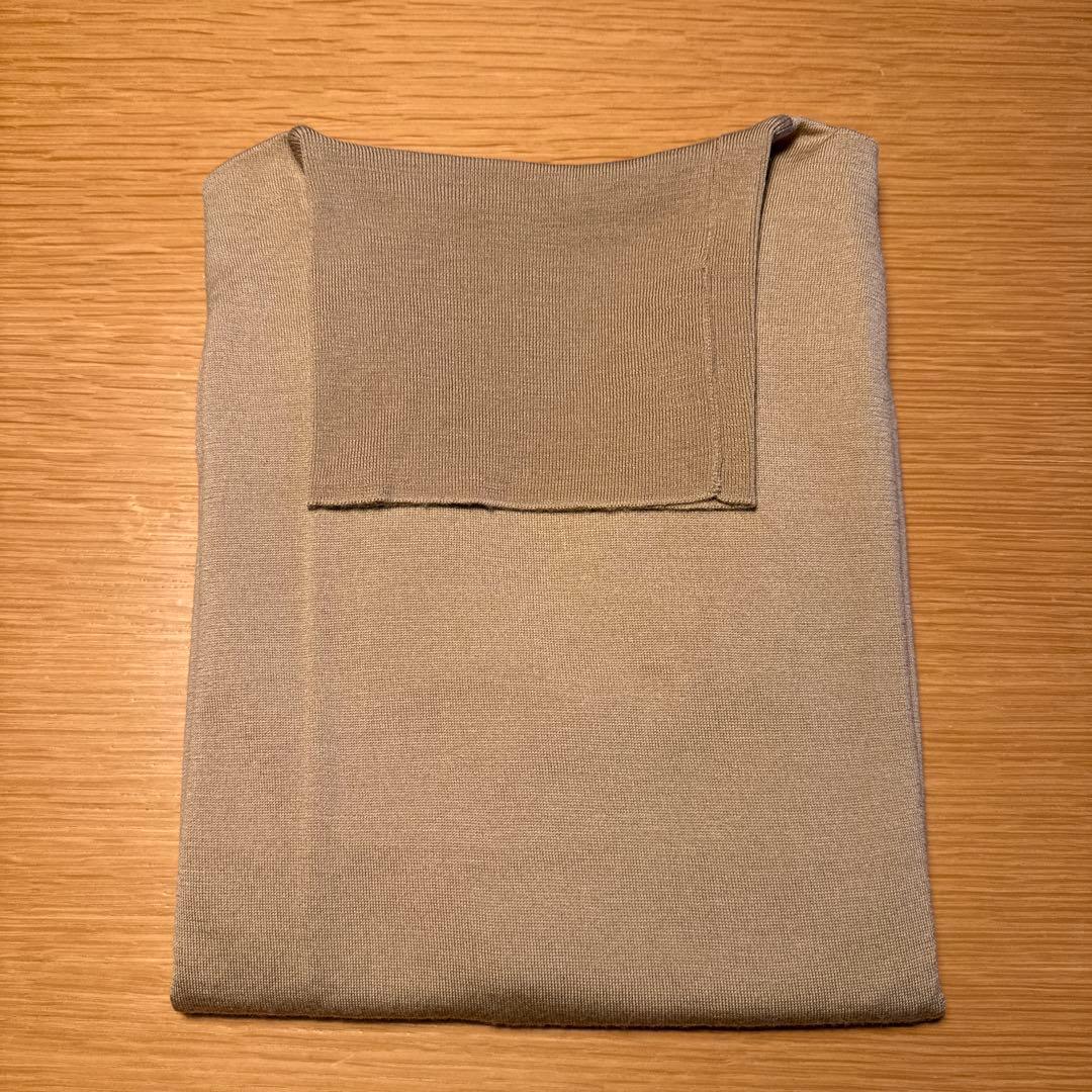 JOHN SMEDLEY タートルネック CATKIN ライトキャメル S