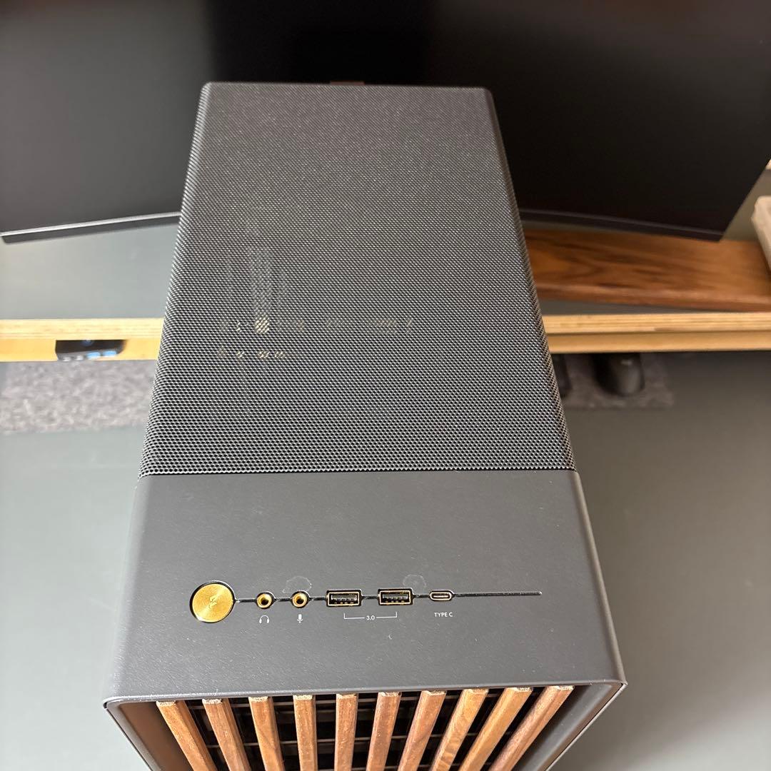 PCケース(自作PC用) Fractal Design North Charcoal Black