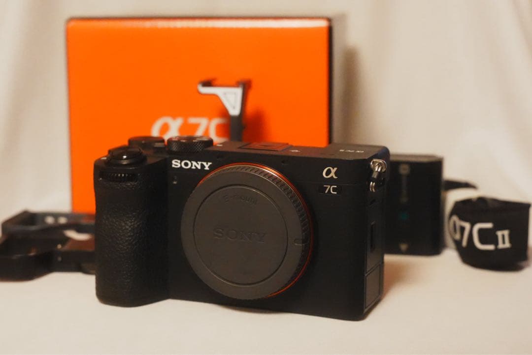 【保証2029年2月16日まで】ソニー　α7CⅡ ボディ　ブラック　リグ付