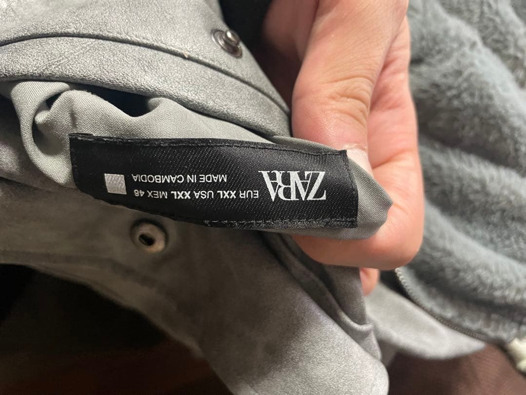 ZARA リバーシブルボンバージャケット