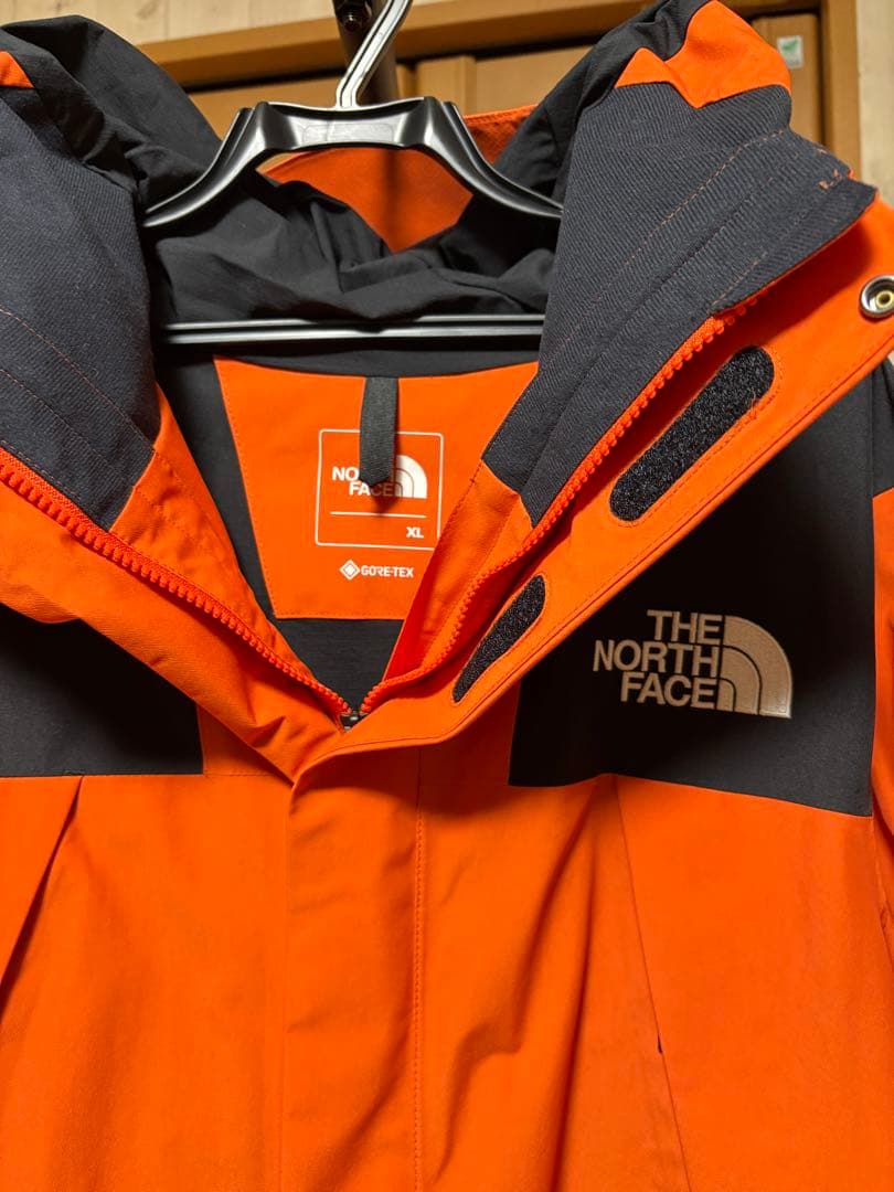 美品／ノースフェイス／NP61800／マウンテンジャケット／メンズXL／オレンジ
