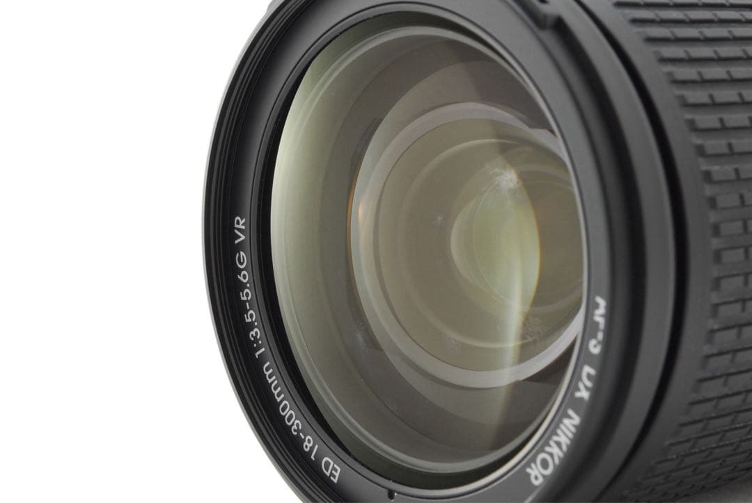 ✨極美品✨ニコン AF-S 18-300mm ED VR❤️心を動かす1枚を！