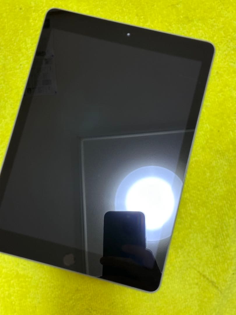 iPad 9.7インチ( 第6世代) 32GB WiFi モデル