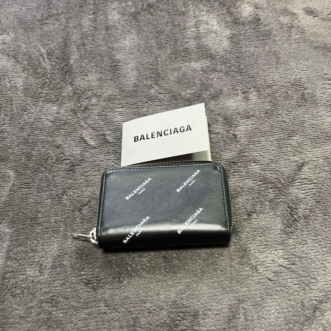 バレンシアガ　小銭入れ　ケース
