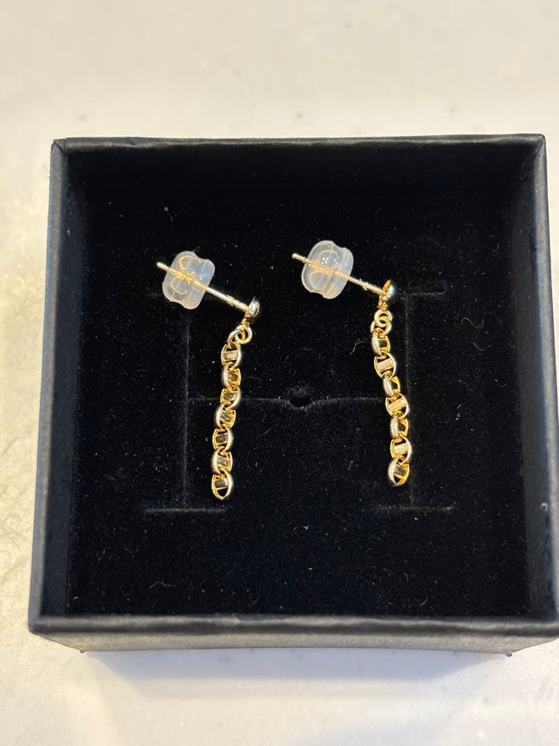 Mal. k18 シェーヌ風ピアス