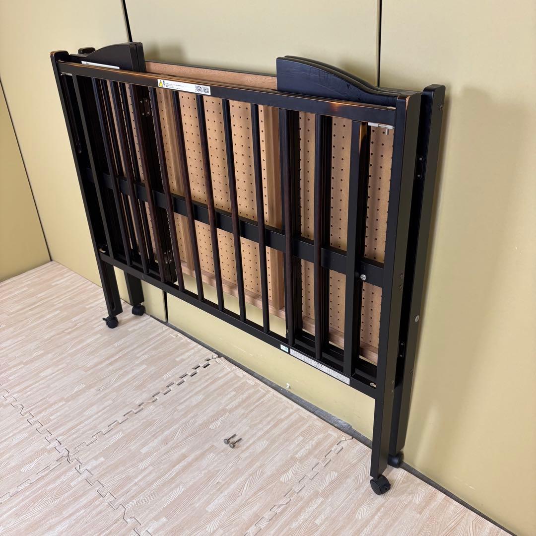 ☆除菌清掃済☆　スリーピー　折りたたみベビーベッド　ハイタイプ　ダークブラウン