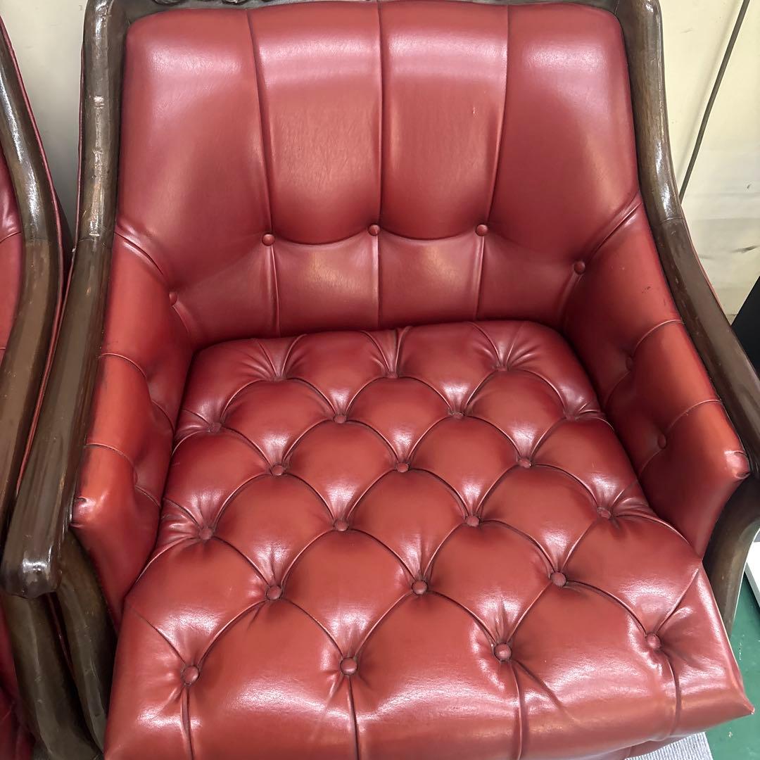 赤レザー　クラシックソファ　1脚①