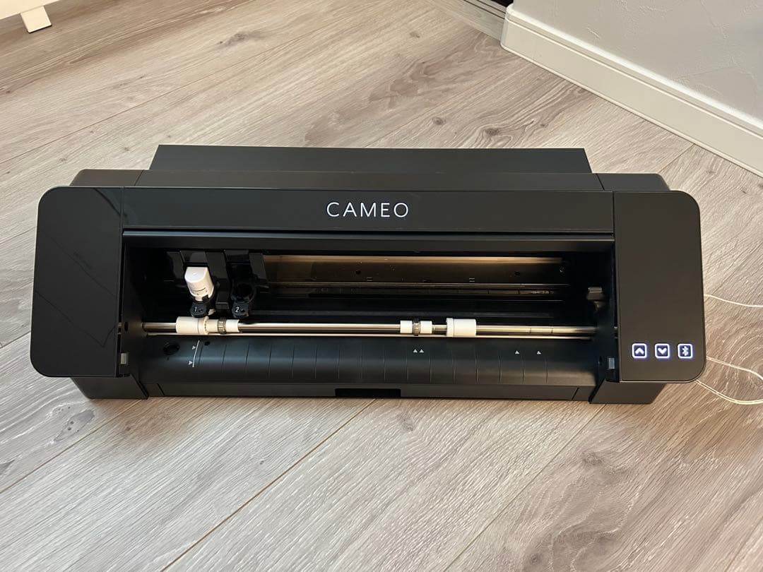 シルエット カメオ CAMEO 4 カッティングマシン 本体 ブラック　おまけ付