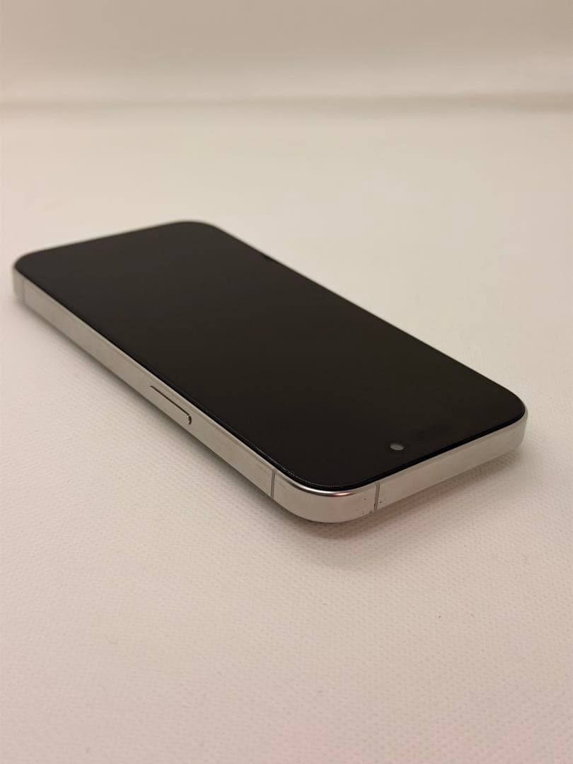 iPhone 15Pro 128GB チタニウムホワイト ジャンク 画面不良あり