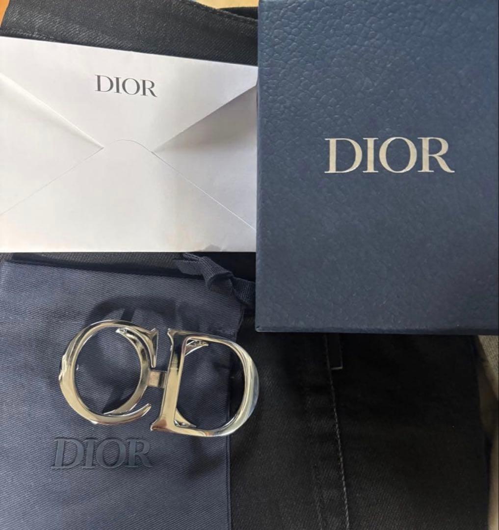 Dior ベルト バックル