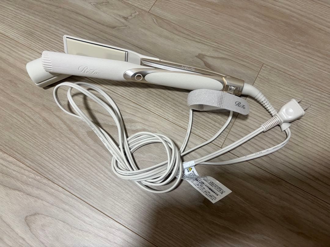 リファストレートアイロン プロ【ReFa】アイボリー