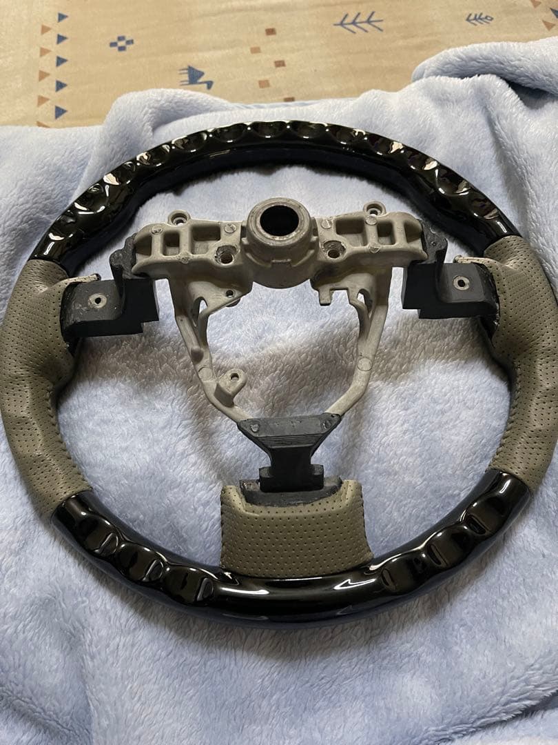 L375タント エルゴノミクスデザイン ステアリングホイール