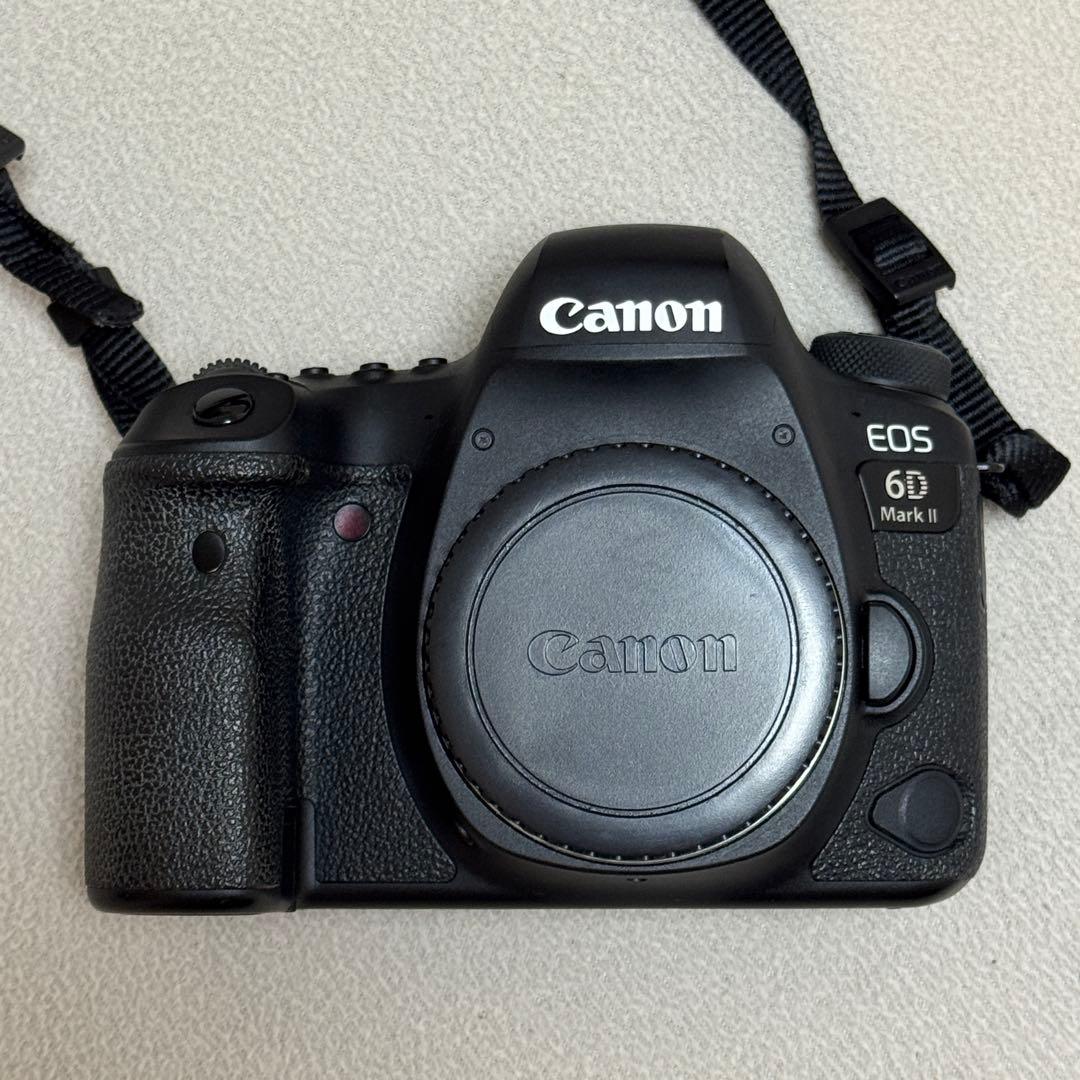 Canon EOS 6D Mark II ボディ Mark2