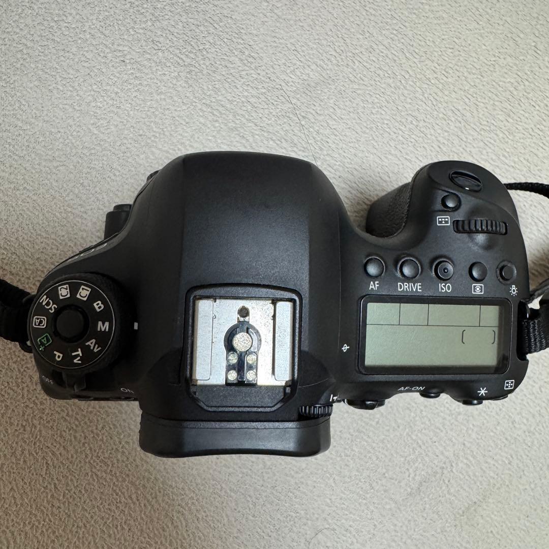 Canon EOS 6D Mark II ボディ Mark2