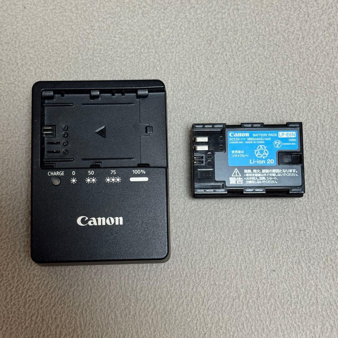 Canon EOS 6D Mark II ボディ Mark2