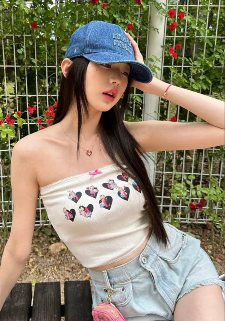 新品未使用品★タグ付き　miumiuロゴ　デニムベースボールキャップ