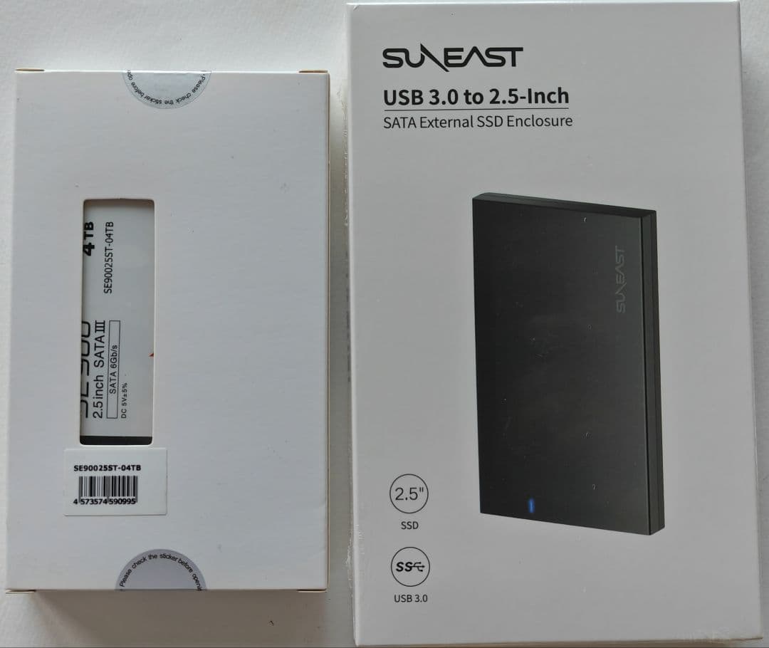 【未開封新品】SunEast SE900 2.5インチ 4TB 同社製ケース付